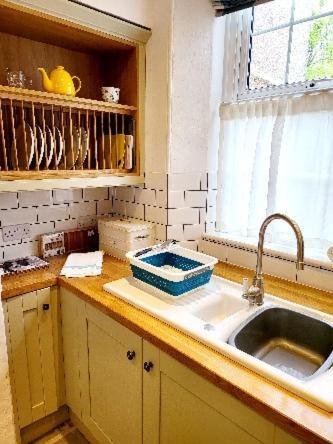8 Duke Street - Launceston Cornwall Ngoại thất bức ảnh