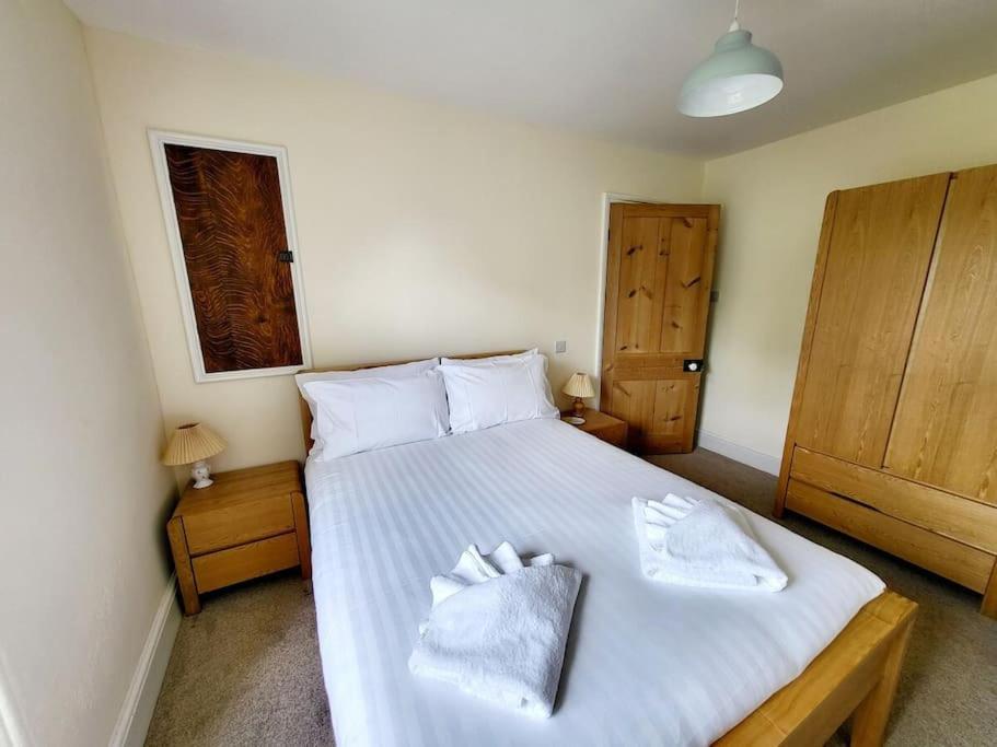 8 Duke Street - Launceston Cornwall Ngoại thất bức ảnh